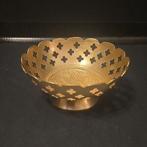 Elegant Brass Bowl. Handcarved Floral Design